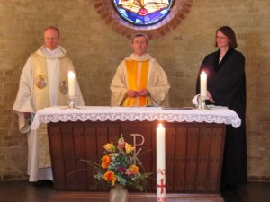 Ökumenische Gemeinschaft am Altar